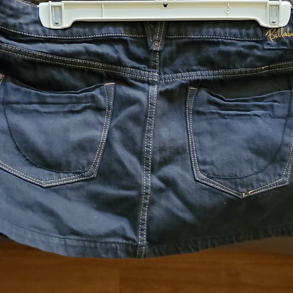 ๐ 3 for $15 Deal! ๐Billabong jean skirt 11 - Picture 2 of 5